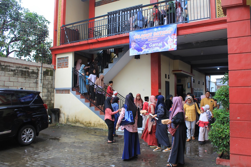 Kunjungan dr. Gamal